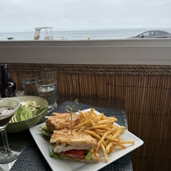 The Sunset Restaurant - Allegria Salad and chicken sandwich - New American Near Me - Malibu, California