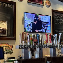 Beerhive Pub - Beer selection, more in cans and bottle.