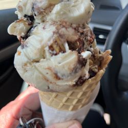 Quilted Oak and Ice Cream  - Heaps of love ice cream