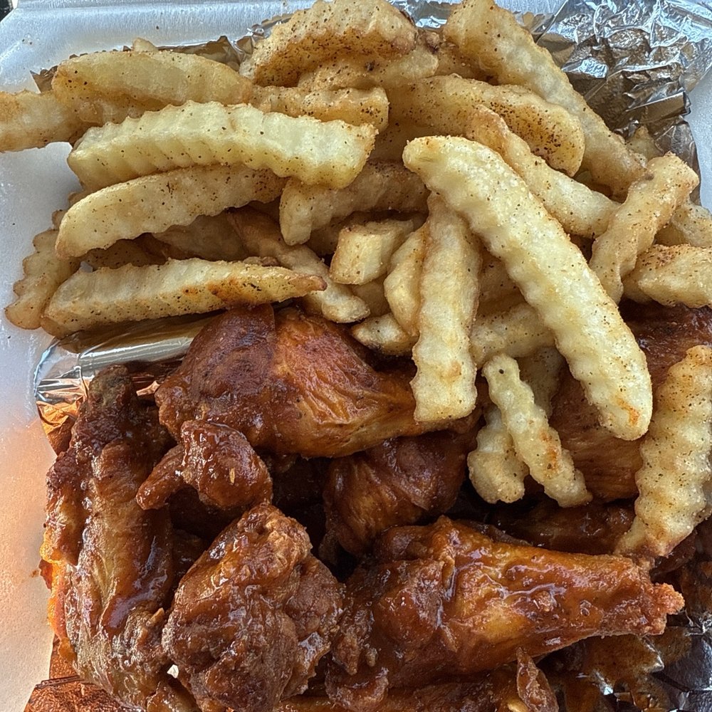 Big Backs Eatery - Spicy old bay wings and fries - Soul Food Near Me - Portsmouth, Virginia Big Backs Eatery - Spicy old bay wings and fries - Soul Food Near Me - Portsmouth, Virginia
