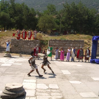 Ephesus - the Roman gladiator enactment - Landmarks & Historical Buildings Near Me - İzmir, 35