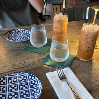 Lim Ros Thai Restaurant - Thai Tea - Salad Near Me - Maitland, Florida