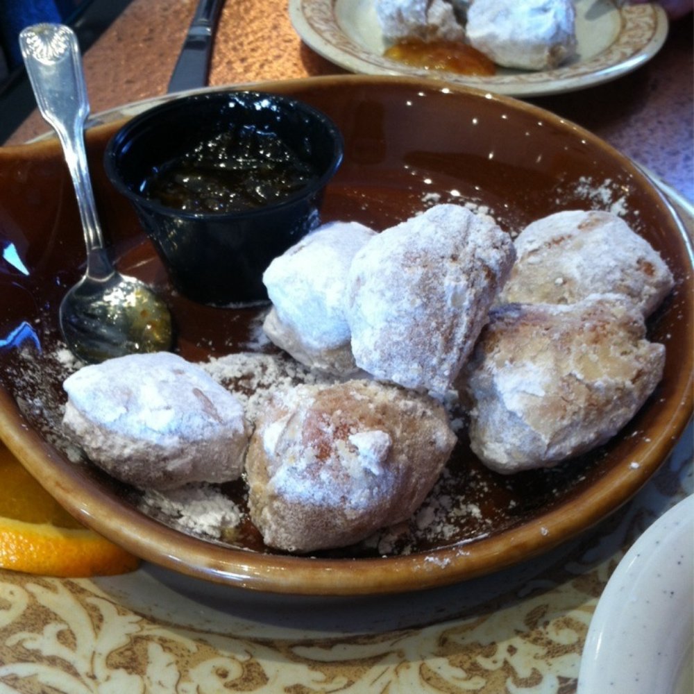 Another Broken Egg Cafe - Beignets - American Near Me - Baton Rouge, Louisiana