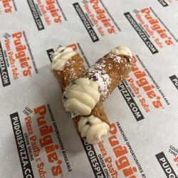 Pudgie's Pizza - Cannolis