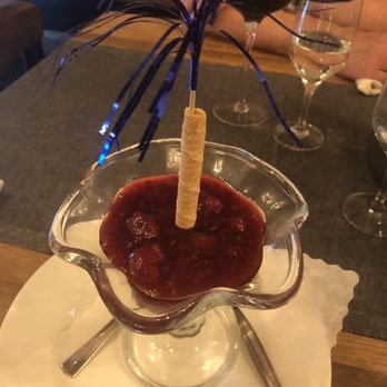 Captain's Dinner - Rote Grütze - German Near Me - Krummhörn, NI