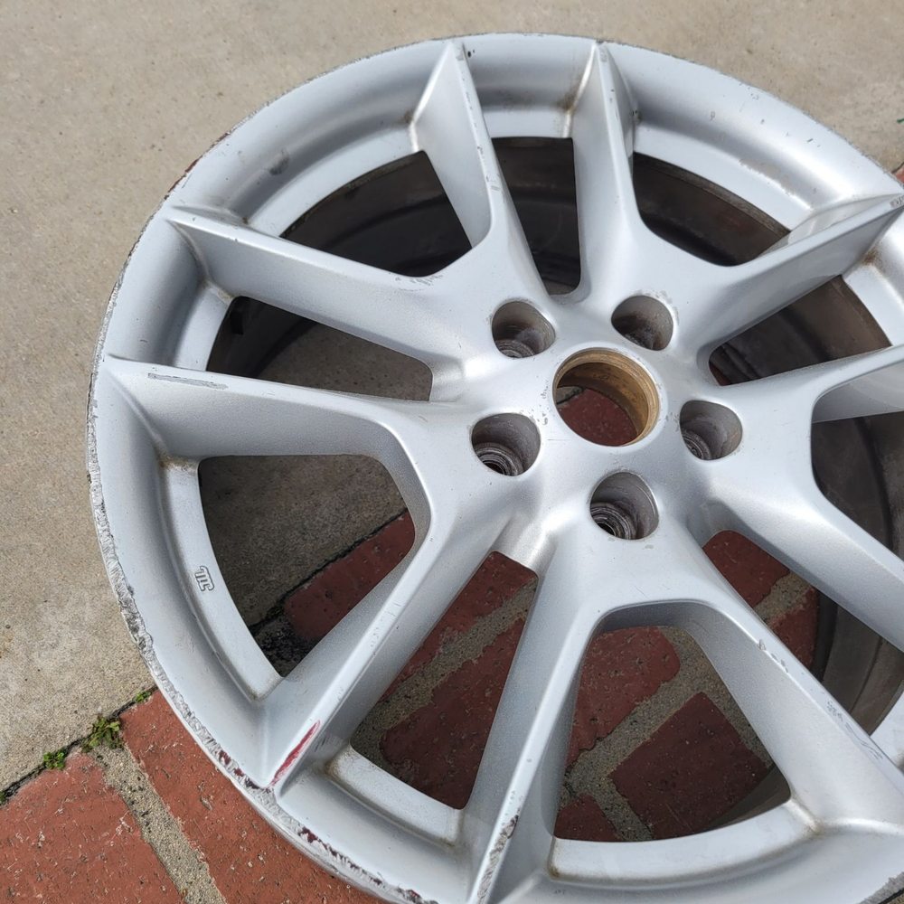 Fix My Rim - Damage on lip - Wheel & Rim Repair Near Me Fix My Rim - Damage on lip - Wheel & Rim Repair Near Me