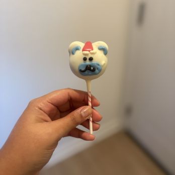 Starbucks - Polar Bear Cake Pop - Coffee & Tea Near Me - San Diego, California Starbucks - Polar Bear Cake Pop - Coffee & Tea Near Me - San Diego, California