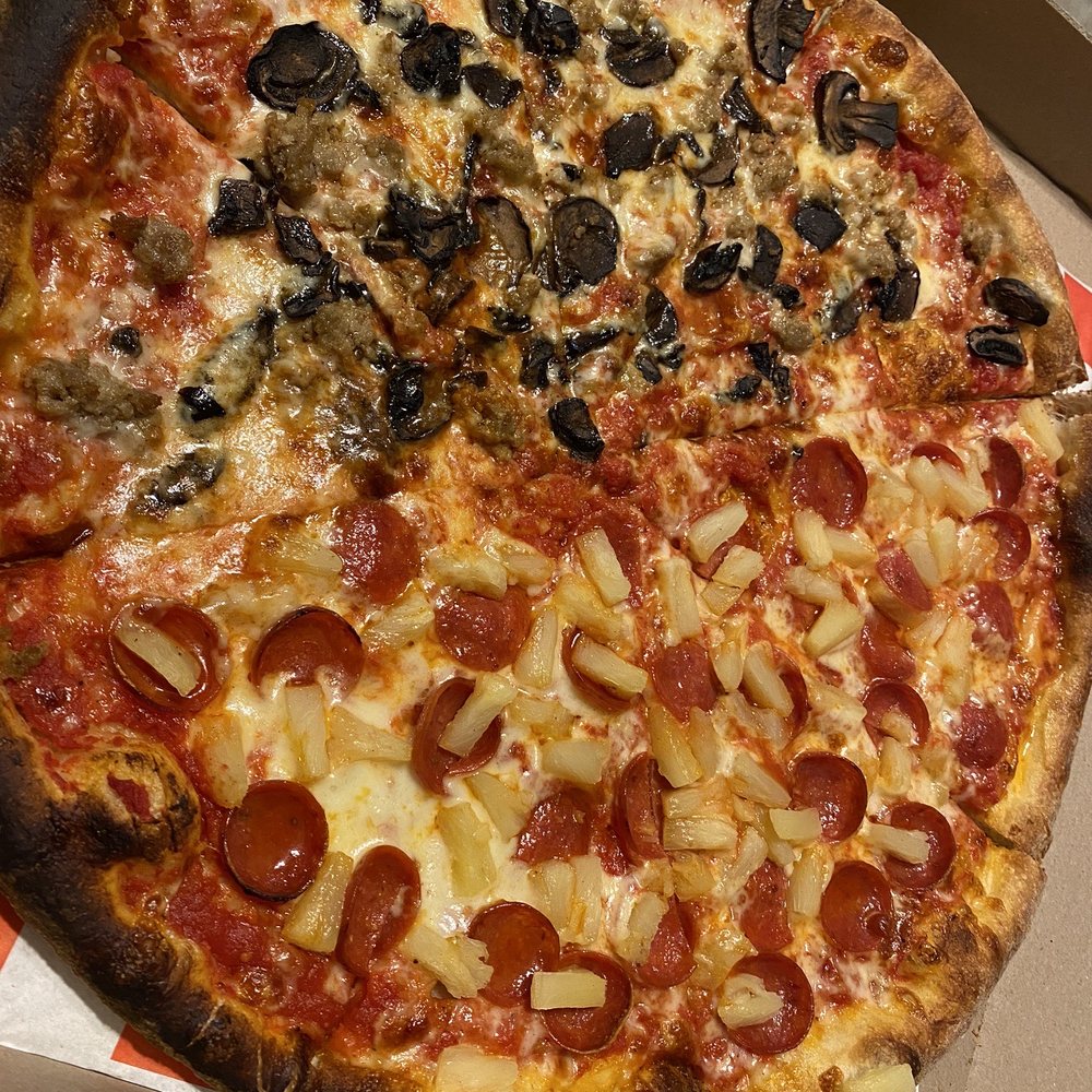 Mia Marco's Pizza - Food Trucks Near Me - Selma, Texas Mia Marco's Pizza - Food Trucks Near Me - Selma, Texas