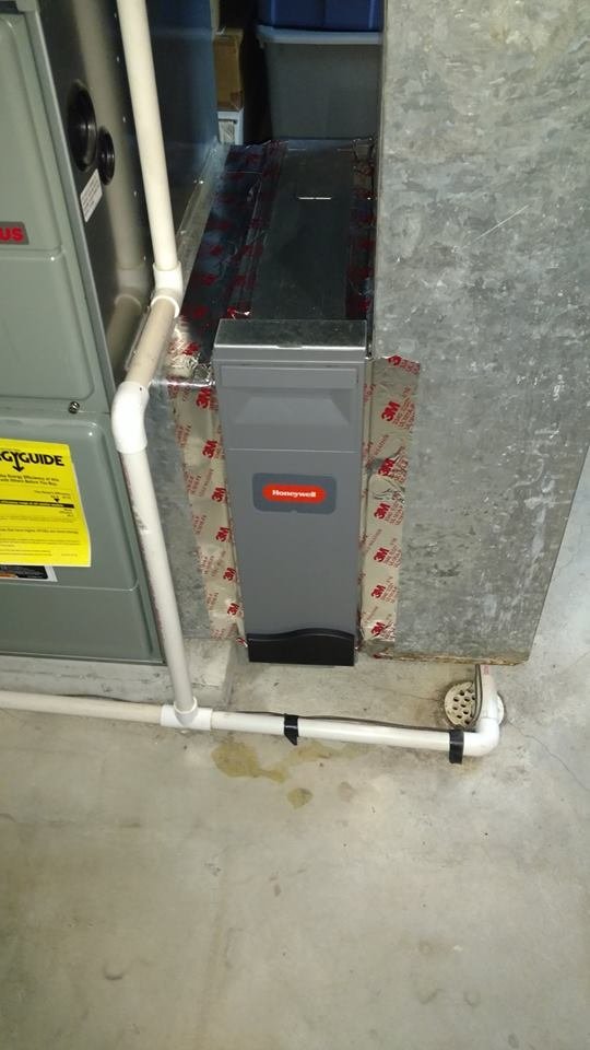 Slide of BCI Mechanical Contracting