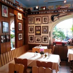 Haucks Grill-Restaurant - Essecke für den Pommesbudenbereich