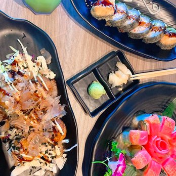 Sushi Rock & Grill - Sushi Bars Near Me - Gilbert, Arizona