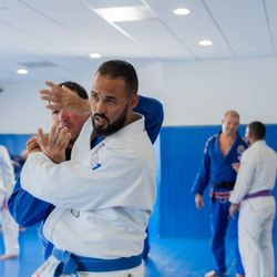 Gracie Barra - Adult Class training