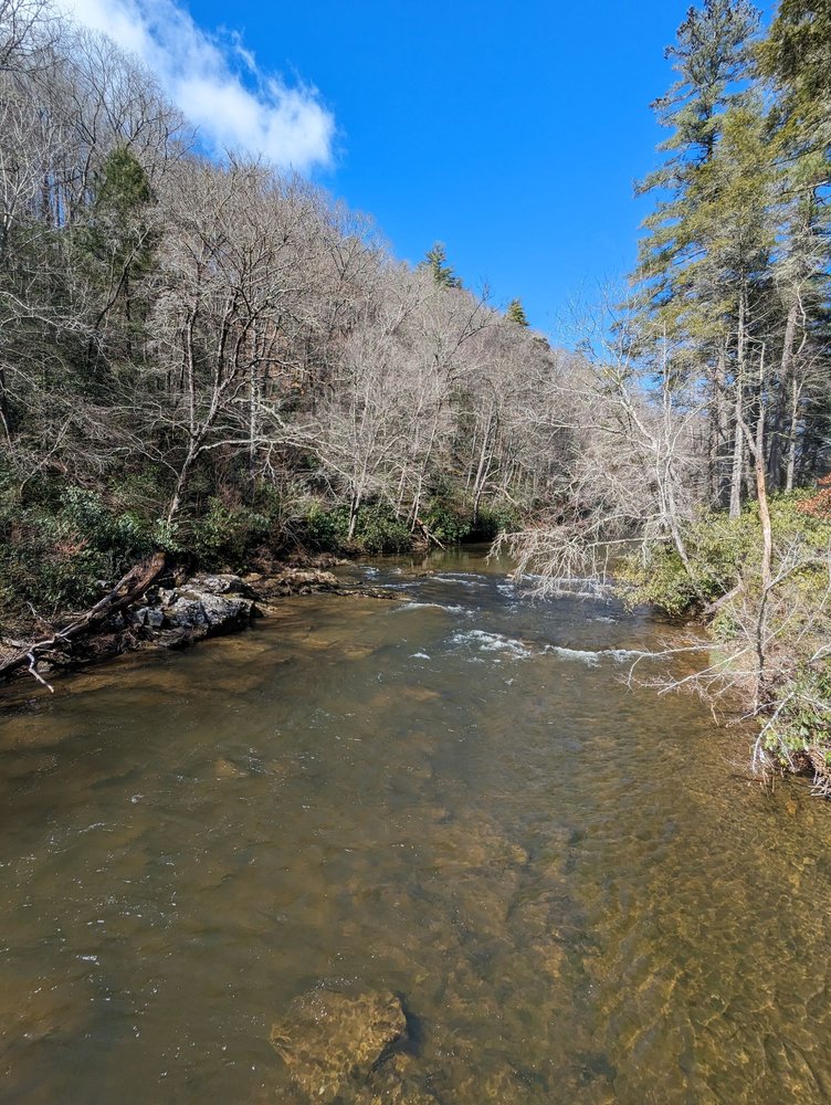Linville Falls Visitor Center and Hiking Trails Logo