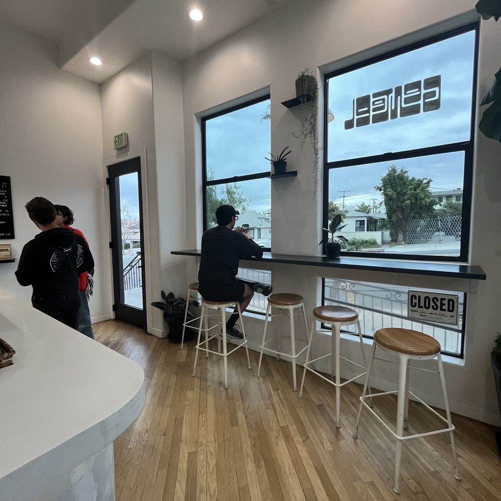 Genteel Coffee - Cozy indoor - Coffee & Tea Near Me - San Diego, California