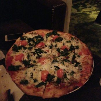 DiWine - Tuscany pizza - Wine Bars Near Me - Astoria, New York