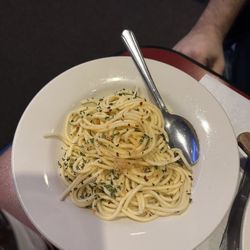 Northfield Inn Restaurant & Lounge Bar - Side of pasta with oil and cheese