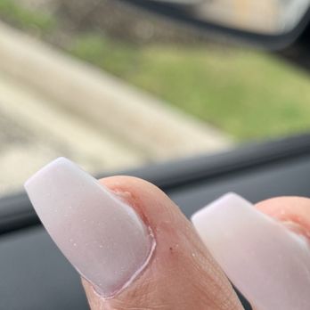 Victoria Nails - Bad full set with a dip that doesn't cover nails - Nail Salons Near Me - South Elgin, Illinois Victoria Nails - Bad full set with a dip that doesn't cover nails - Nail Salons Near Me - South Elgin, Illinois