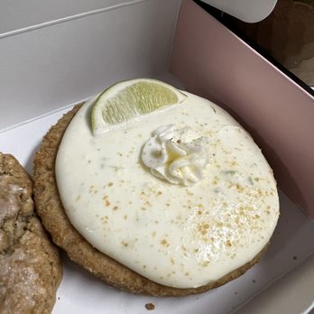 Crumbl - Santee - Key lime pie - Bakeries Near Me - Santee, California