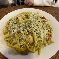 Oliver’s - Penne Pesto