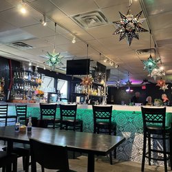 Chicanos Mexican Restaurant - Bar area