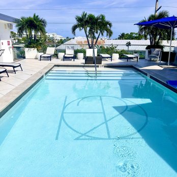 H2O Suites Hotel - Rooftop pool! - Hotels Near Me - Key West, Florida H2O Suites Hotel - Rooftop pool! - Hotels Near Me - Key West, Florida