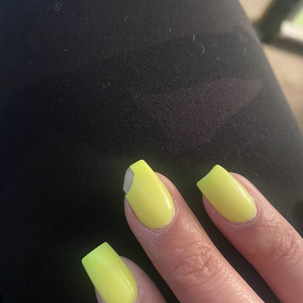 Broke dip nail