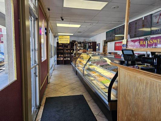 Raja Sweets & Indian Cuisine by null