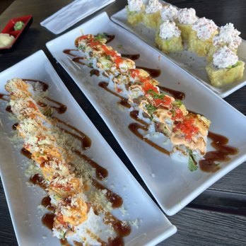 Mihana Restaurant - Dragon role (left), Mexican role (middle), special California role (right) - Japanese Near Me - Manteca, California
