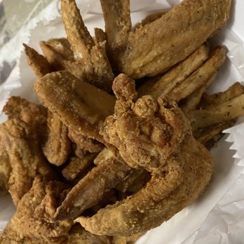 Surf’s Up - 8 Wings with Fries - Seafood Near Me - AURORA, Illinois