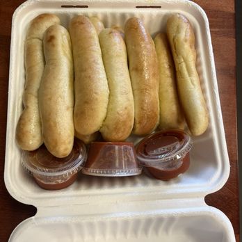 Neighborhood Pizza Cafe - Dozen Breadsticks - Pizza Near Me - Springfield, Missouri