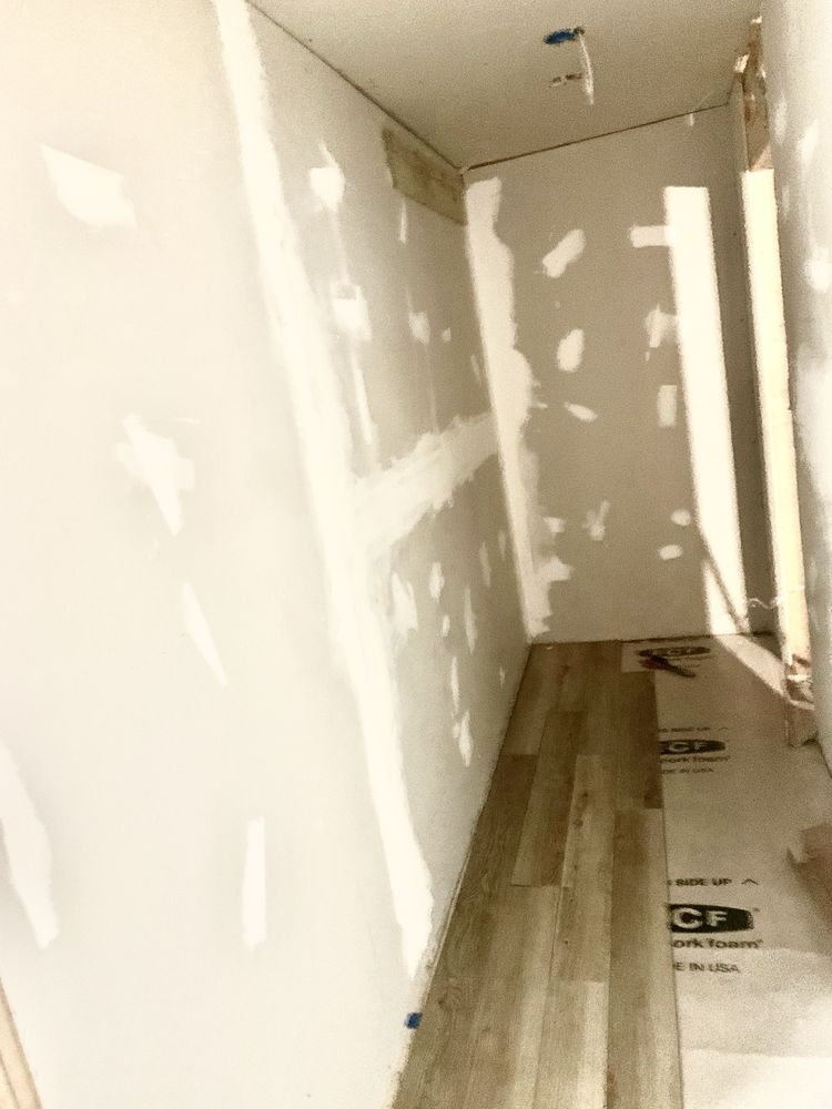 Slide of VanDekwit Exterior Solutions