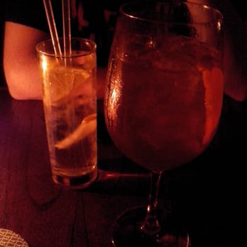 878 - Un poquito de gin nunca viene mal - Argentine Near Me - Buenos Aires, C