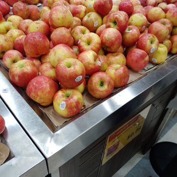 Lotte Plaza Market - Apples on sale ...but they are all bad.. - Food Court Near Me - Chantilly, Virginia Lotte Plaza Market - Apples on sale ...but they are all bad.. - Food Court Near Me - Chantilly, Virginia
