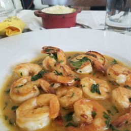 Twelve tiger prawns in chili/ginger broth ...