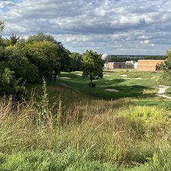Iron Horse Golf Club - 16 tee from blues