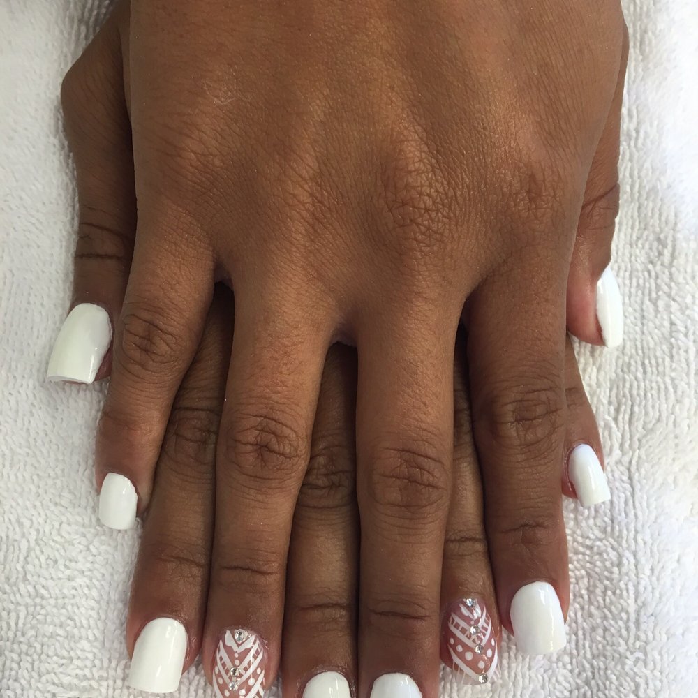 Ivy's Nails & Spa - Nail Salons Near Me - Temecula, California