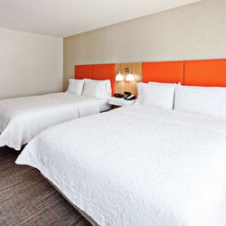 Hampton Inn & Suites Chino Hills - Guest room