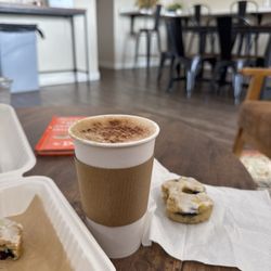Mo & Dough - Cinnamon Toasted Marshmallow Latte (vegan, with oat milk) and a Gluten Free Lemon Blueberry Donut