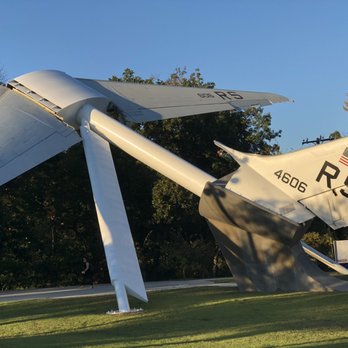 Airfield Falls Conservation Park - Parks Near Me - Fort Worth, Texas