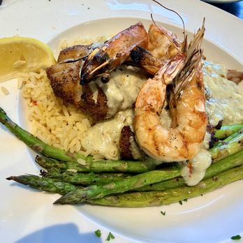Boatyard Bar & Grill - Black and Blue Red Snapper - INCREDIBLE! - Seafood Near Me - Annapolis, Maryland