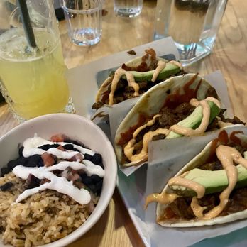 Buena Vida - Mexican Near Me - Arlington, Virginia