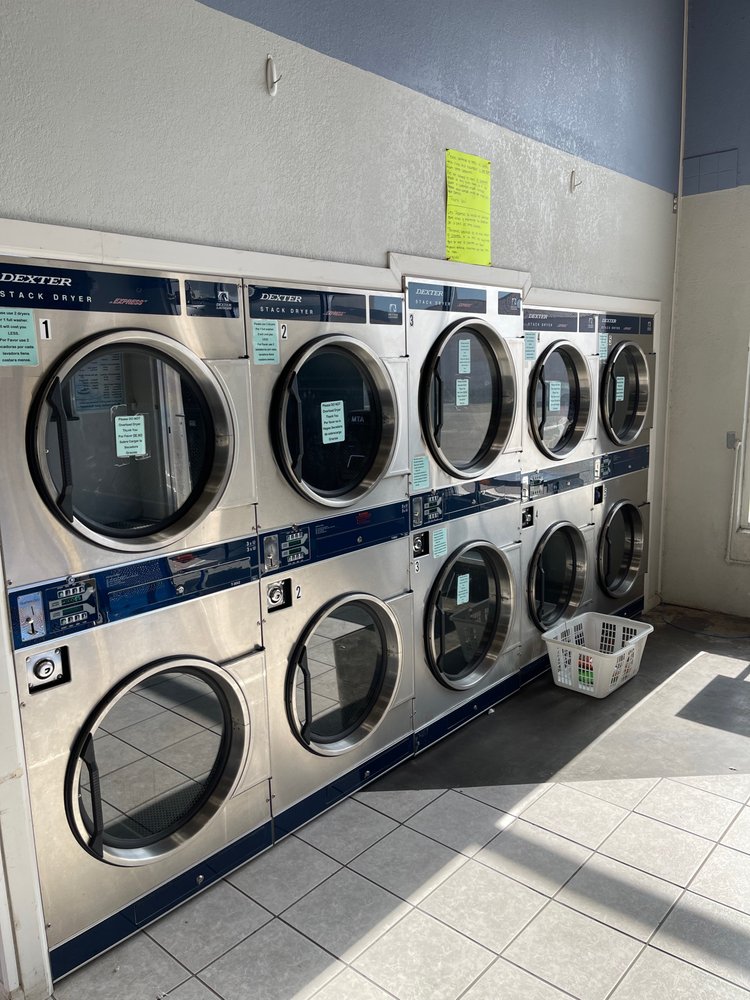 THE LAUNDRY BASKET Updated September 2024 17 Photos 521 S Canal