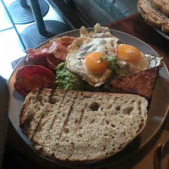 Bondi Hardware - Hardware breakfast - Restaurants Near Me - Bondi, NSW