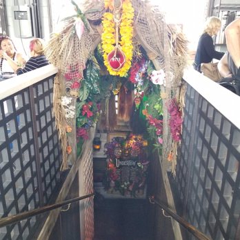 Undertow - Arcadia - Front entrance - Tiki Bars Near Me - Phoenix, Arizona