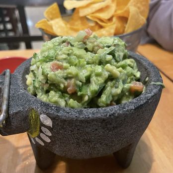 Taqueria Kermes - Chunky Guacamole and Chips - Mexican Near Me - Ridgewood, New York Taqueria Kermes - Chunky Guacamole and Chips - Mexican Near Me - Ridgewood, New York