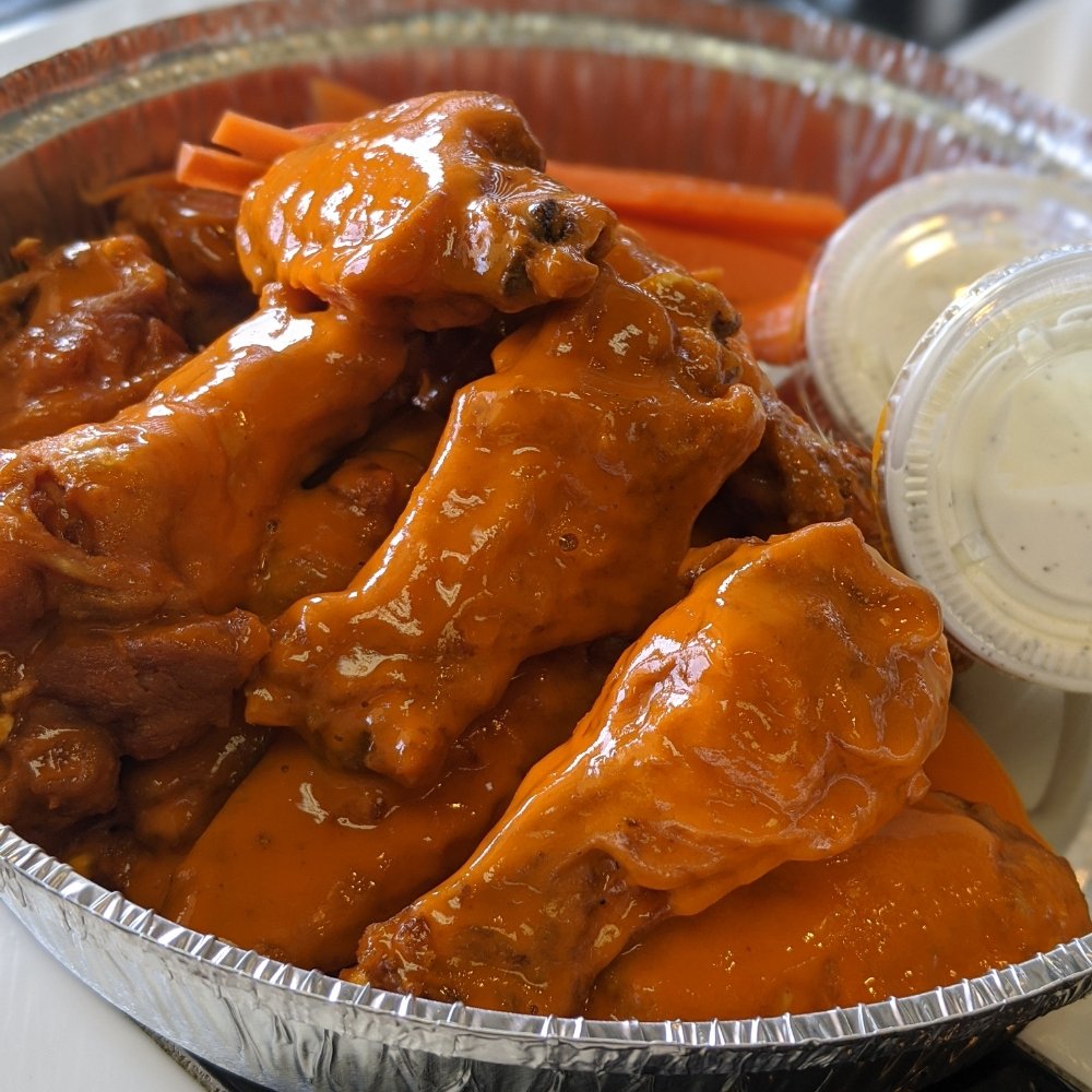 Lucino’s Pizza - Photo 3