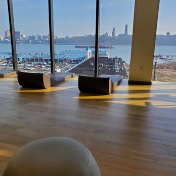 SoJo Spa Club - Saunas Near Me - Edgewater, New Jersey