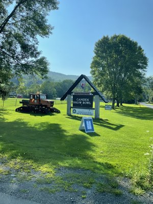 The Camden Snow Bowl by null