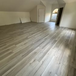 Orlando Flooring Gurus - Vinyl Flooring Installed