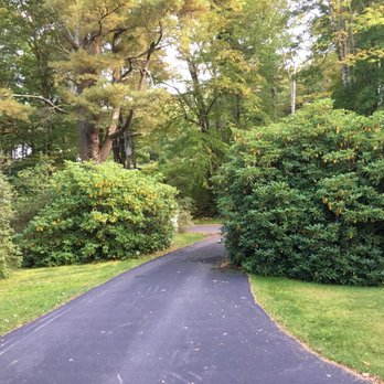 Rosehaven Inn - Entrance Out/In - Bed & Breakfast Near Me - Haines Falls, New York Rosehaven Inn - Entrance Out/In - Bed & Breakfast Near Me - Haines Falls, New York